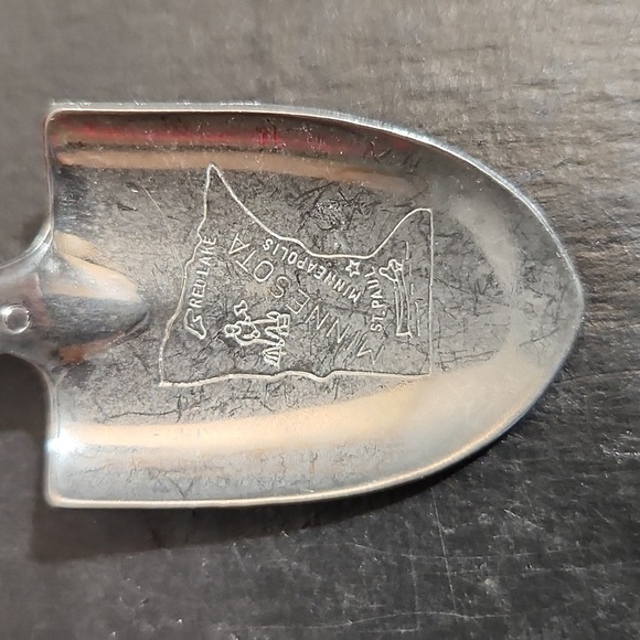 MINNESOTA Souvenir Spoon - Picture 3 of 6